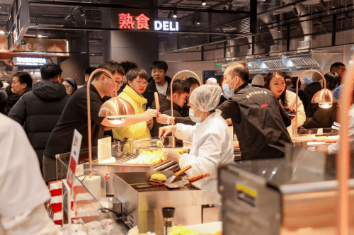 改首店焕新开业直播间爆卖10000斤车厘子AG真人旗舰厅再战一城！华润万家呼和浩特调(图3)